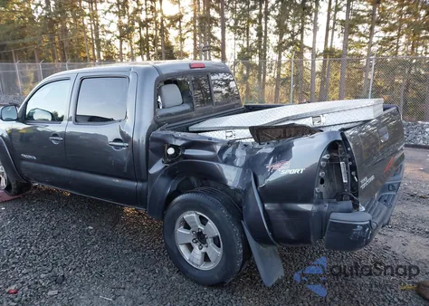2013 Toyota Tacoma Double Cab Prerunner z USA, uszkodzony, nr VIN 3TMJU4GN8DM150510